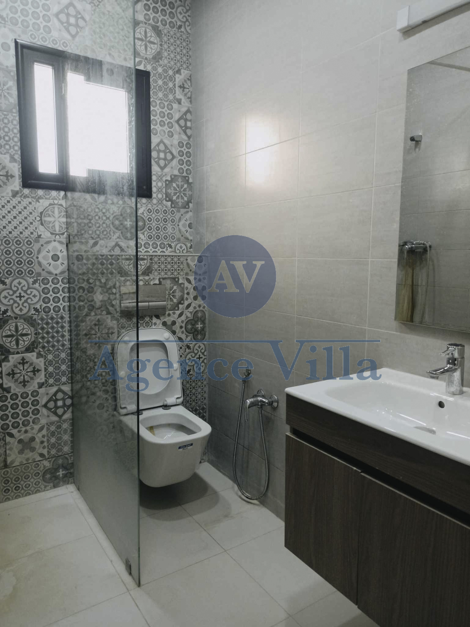 La Marsa&nbsp;Cite Erriadh&nbsp;Location&nbsp;Appart. 2 pi�ces&nbsp;Un appartement s1 semi meubl�