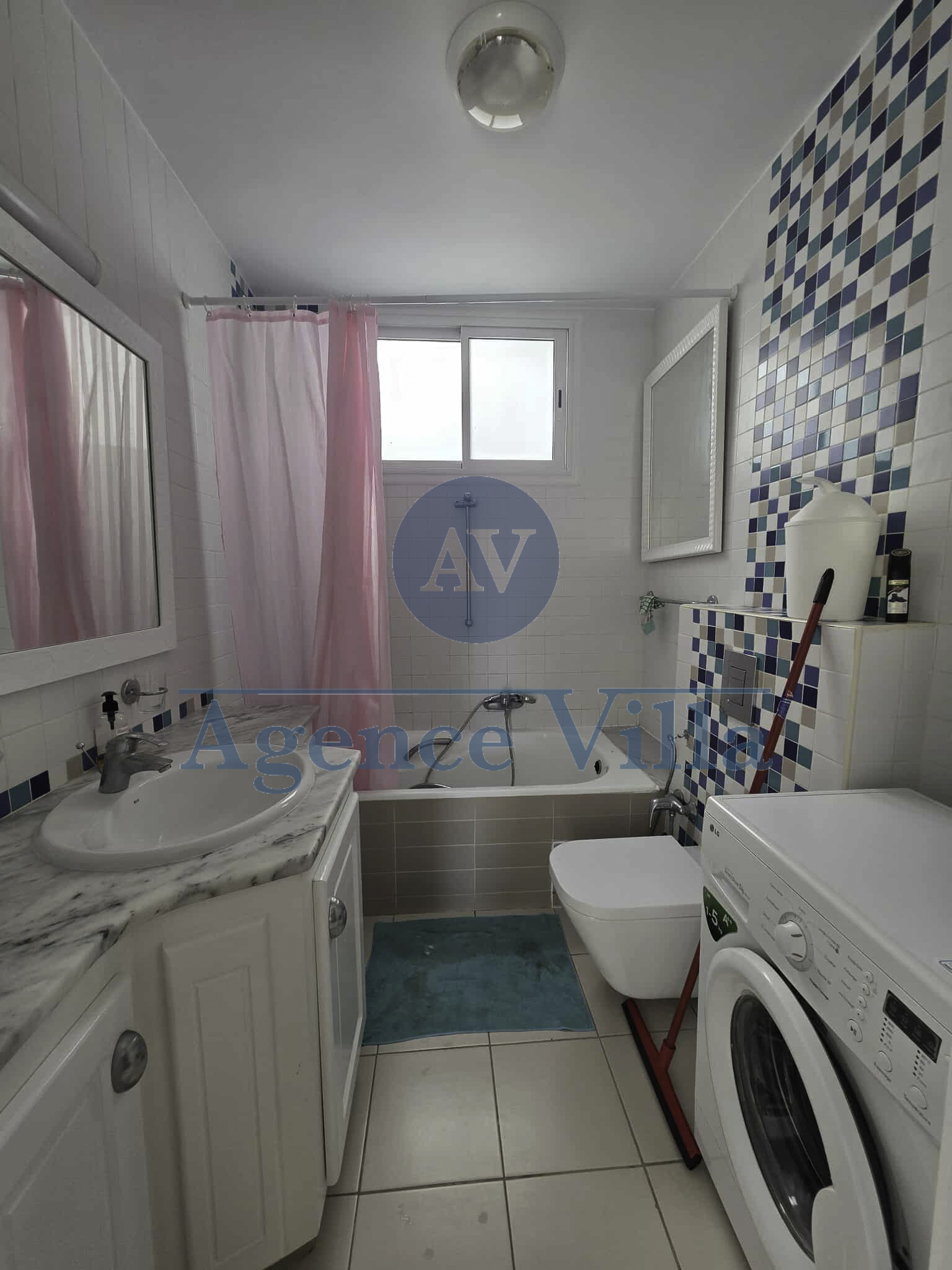 La Marsa Marsa Safsaf Location Appart. 3 pices Un appartement s2 meubl  la marsa