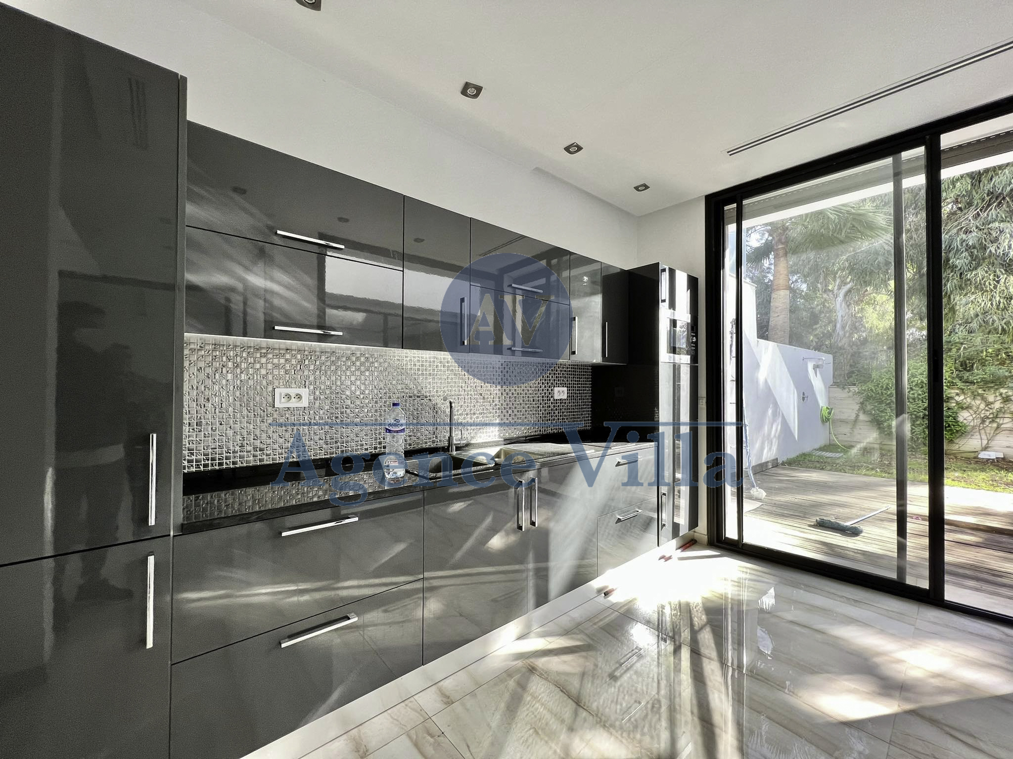 La Marsa Marsa Safsaf Location Duplex Un triplex meubl  la marsa