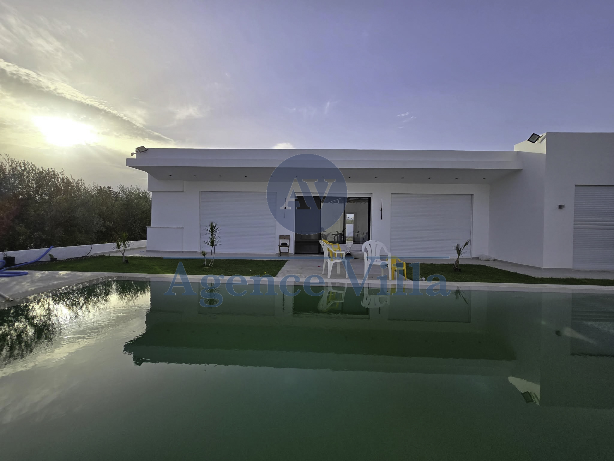 La Soukra Chotrana 2 Location Maisons Une grande villa s4  la soukra