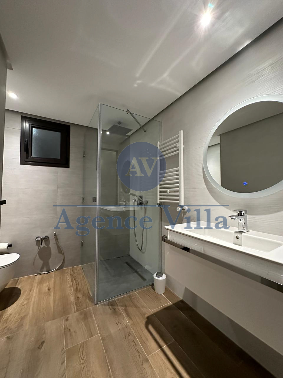 Ain Zaghouan Jardins de Carthage Location Appart. 2 pices Un loft s1 meubl  jardins de carthage