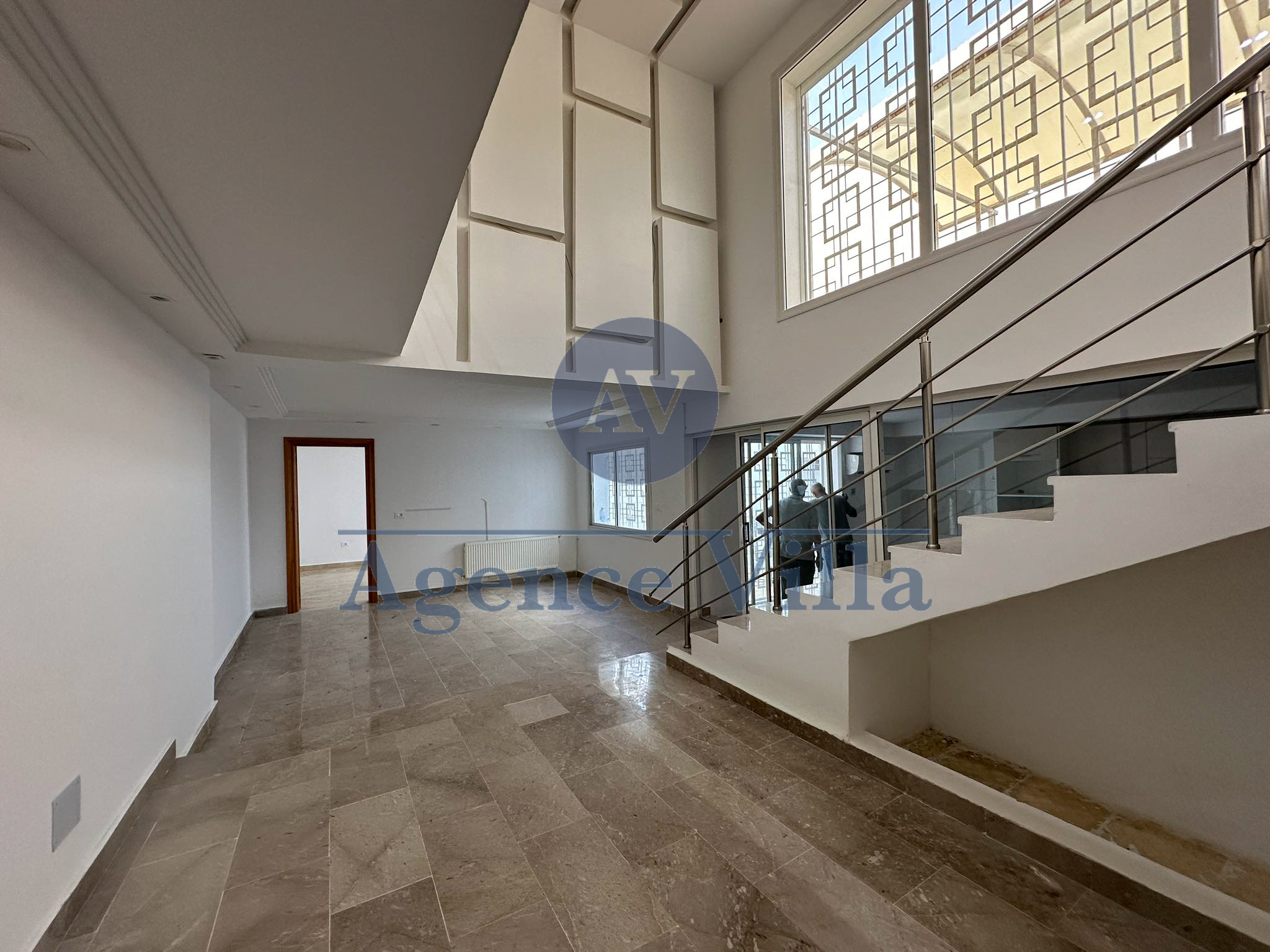Ain Zaghouan&nbsp;Jardins de Carthage&nbsp;Location&nbsp;Duplex&nbsp;Villa s4 avec jardin � jardins de carthage
