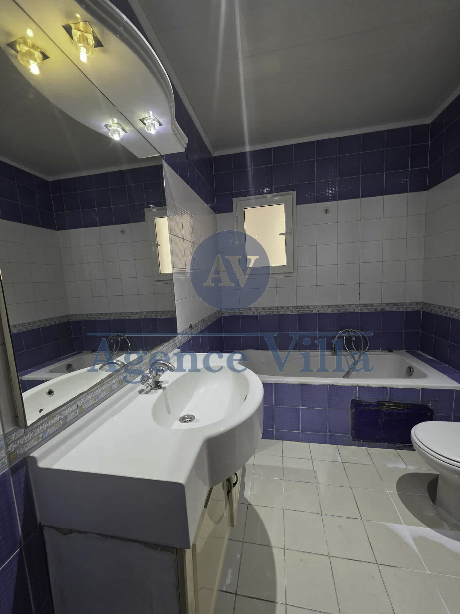 Ariana Ville Cite Ennasr 2 Location Appart. 3 pices Appartement s2  ennacer