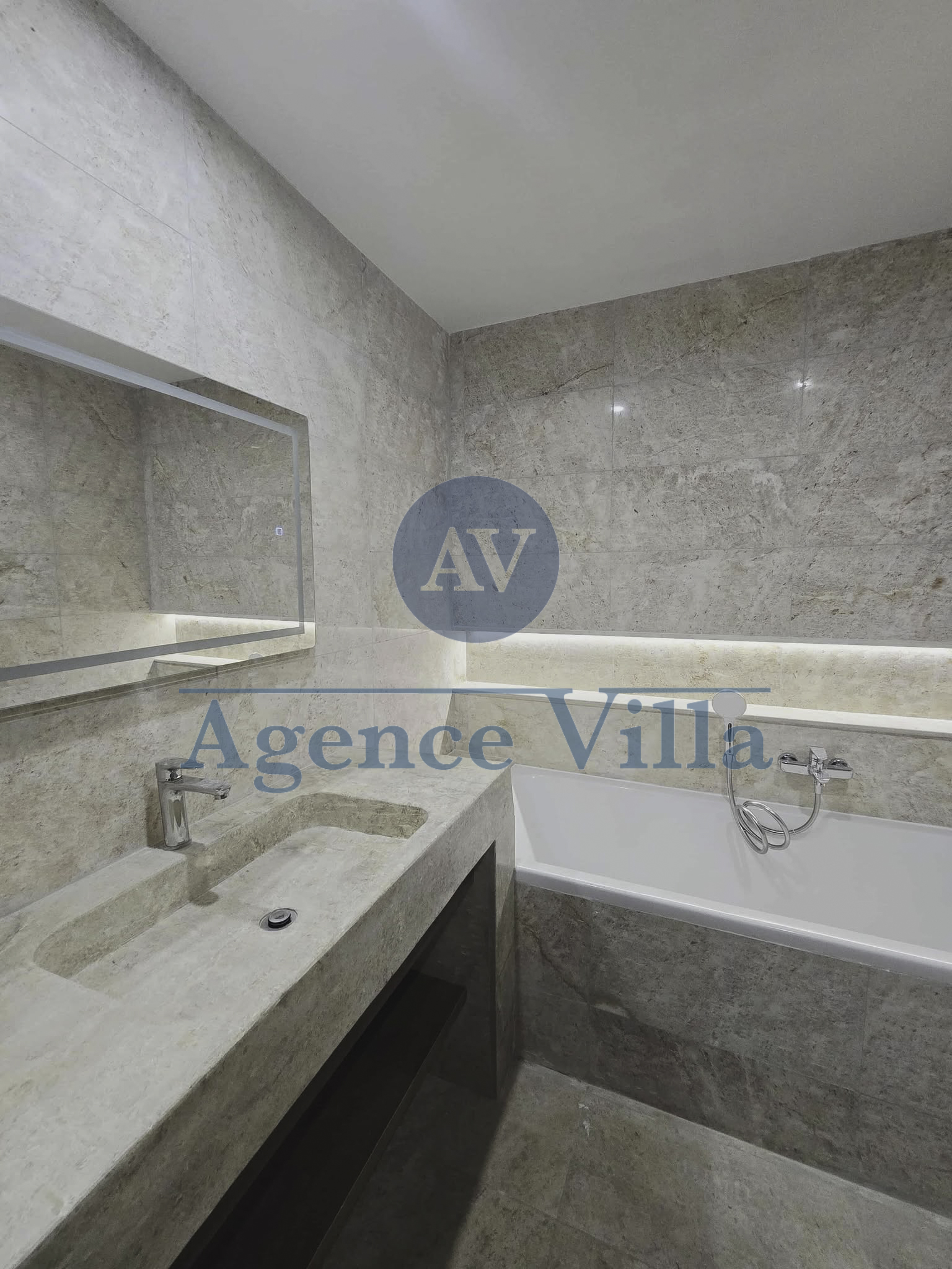 Ain Zaghouan Jardins de Carthage Location Appart. 3 pices Appartement s2 aux jardins de carthage