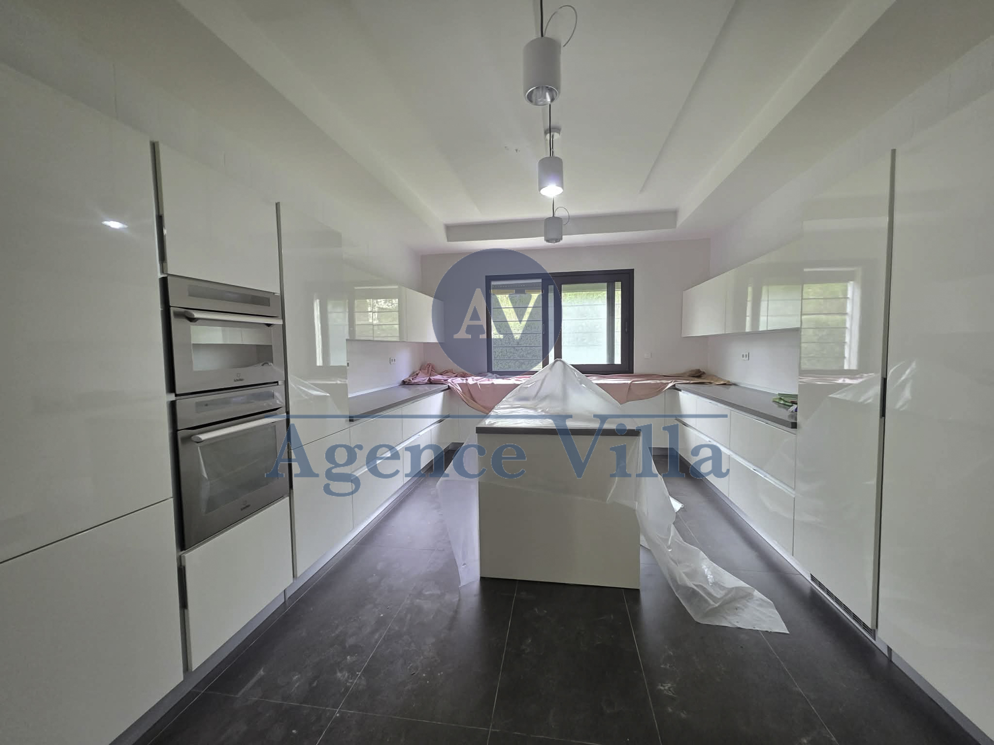 La Marsa Gammart Location Maisons Une superbe villa s5 gammarth