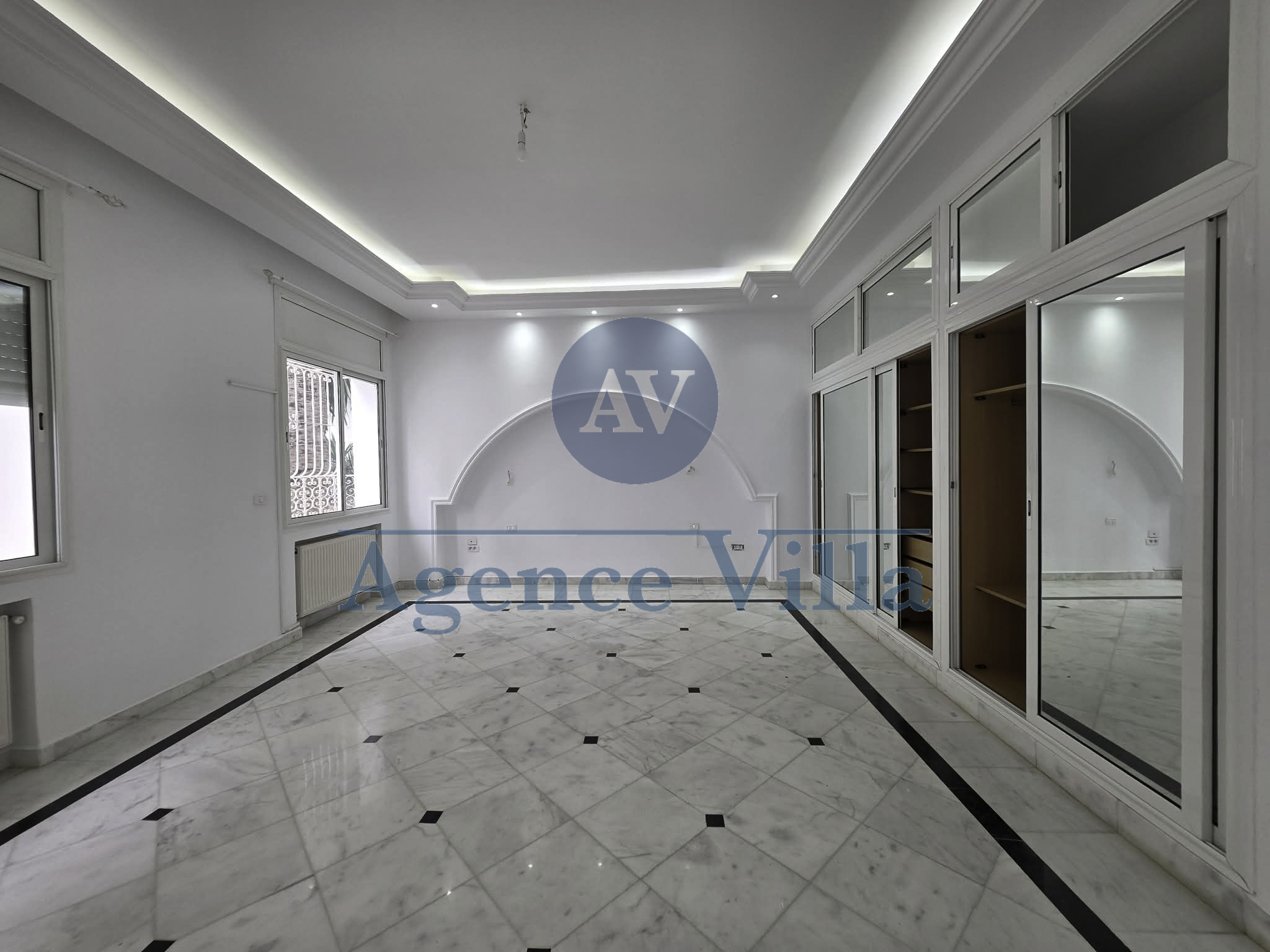 La Marsa Marsa Safsaf Location Maisons Une villa haut standing  la marsa avec vue mer