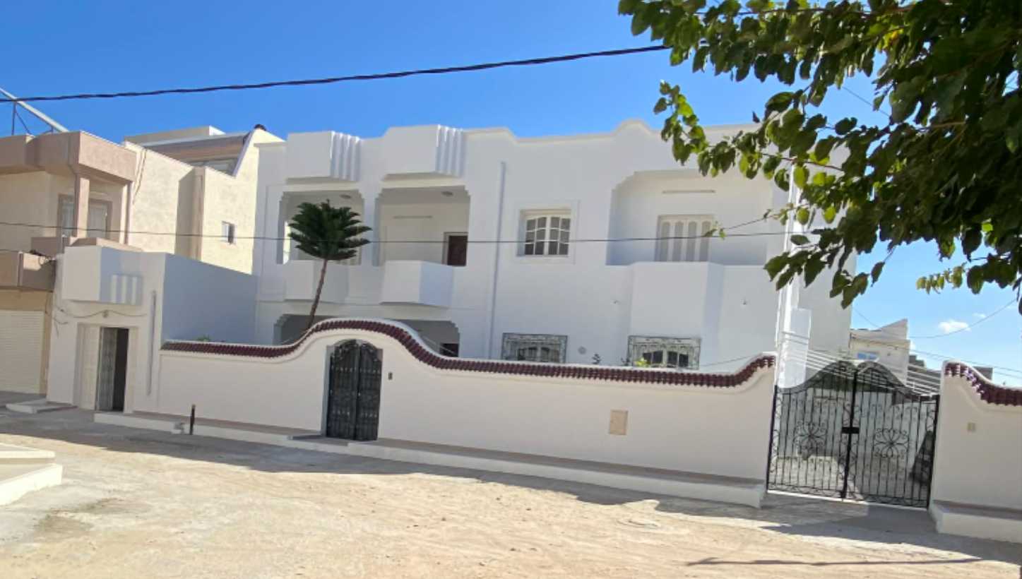 Ksar Helal Ksar Helal Vente Maisons Villa 2 etages  ksar hellal