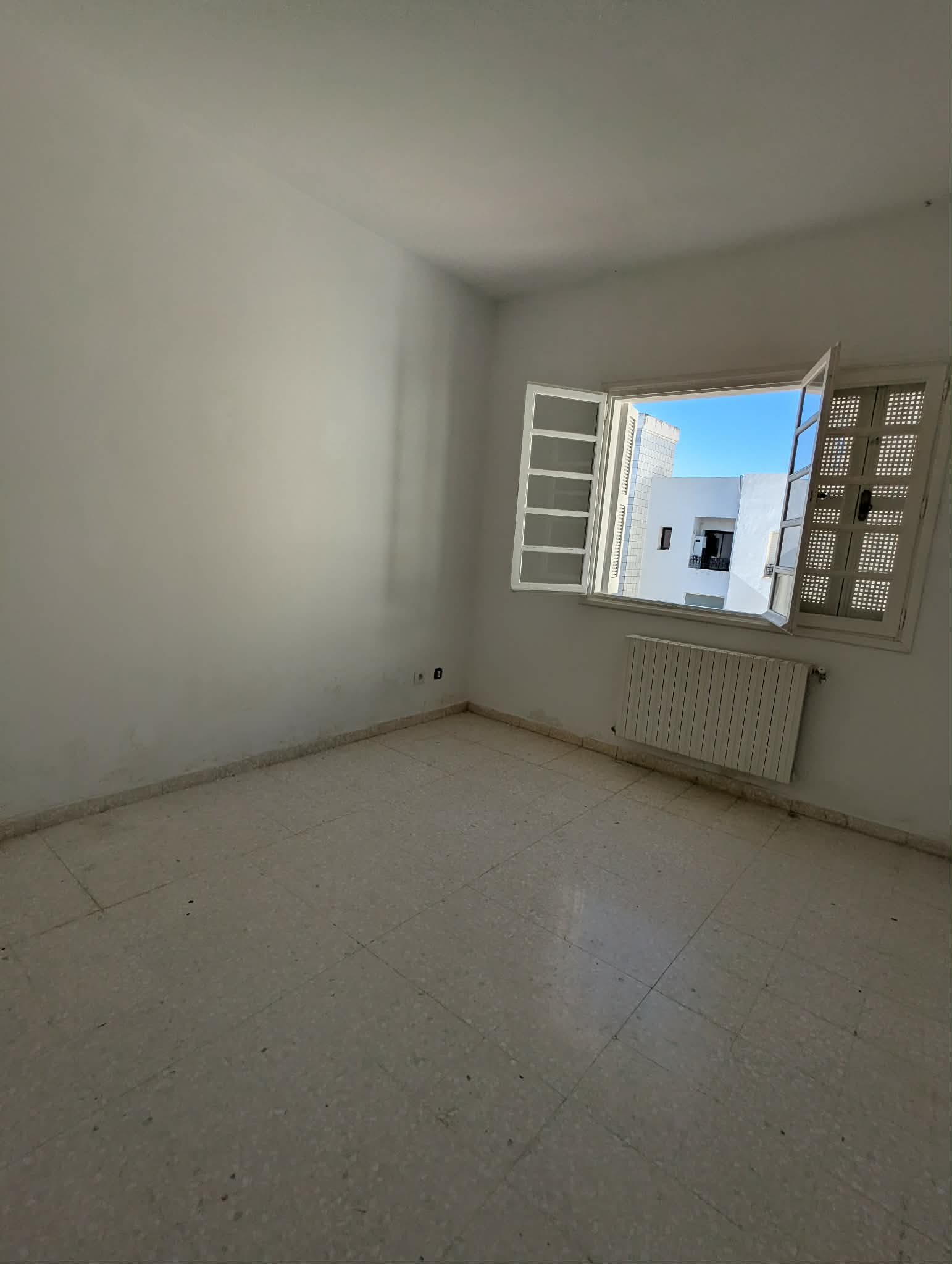 La Marsa Berge Du Lac Location Duplex Duplex tres spacieux avec vue