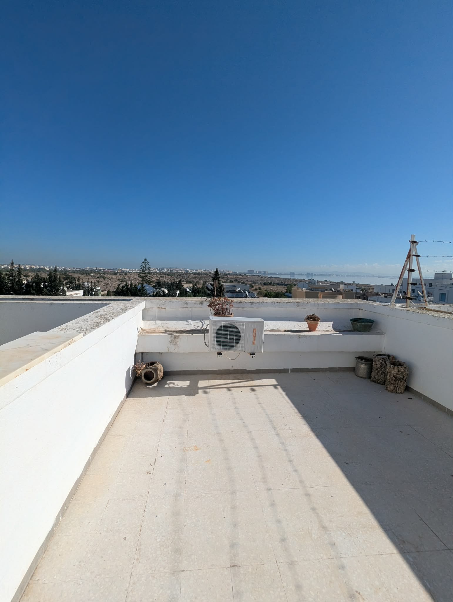 La Marsa Berge Du Lac Location Duplex Duplex tres spacieux avec vue