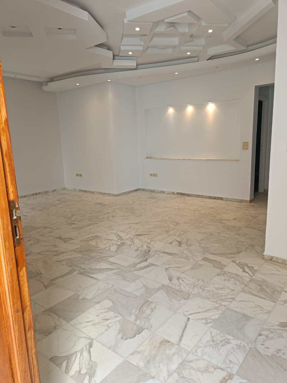 Sfax Ville Sfax Location Maisons Villa sur 2 tages  route de taniour km 3