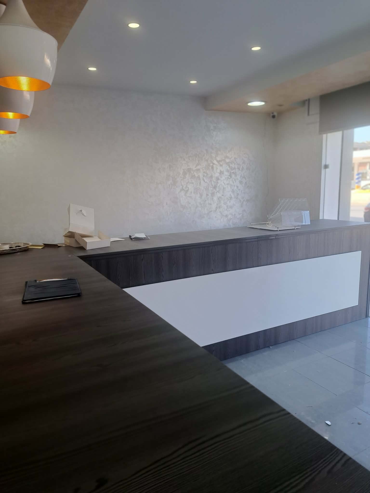 Ariana Ville Riadh Landlous Vente Autre Local sur la route principal r andalouss