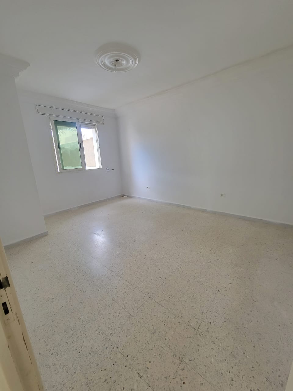 Bizerte Nord Cite De La Sante Location Appart. 1 pice Bel appartement   la corniche
