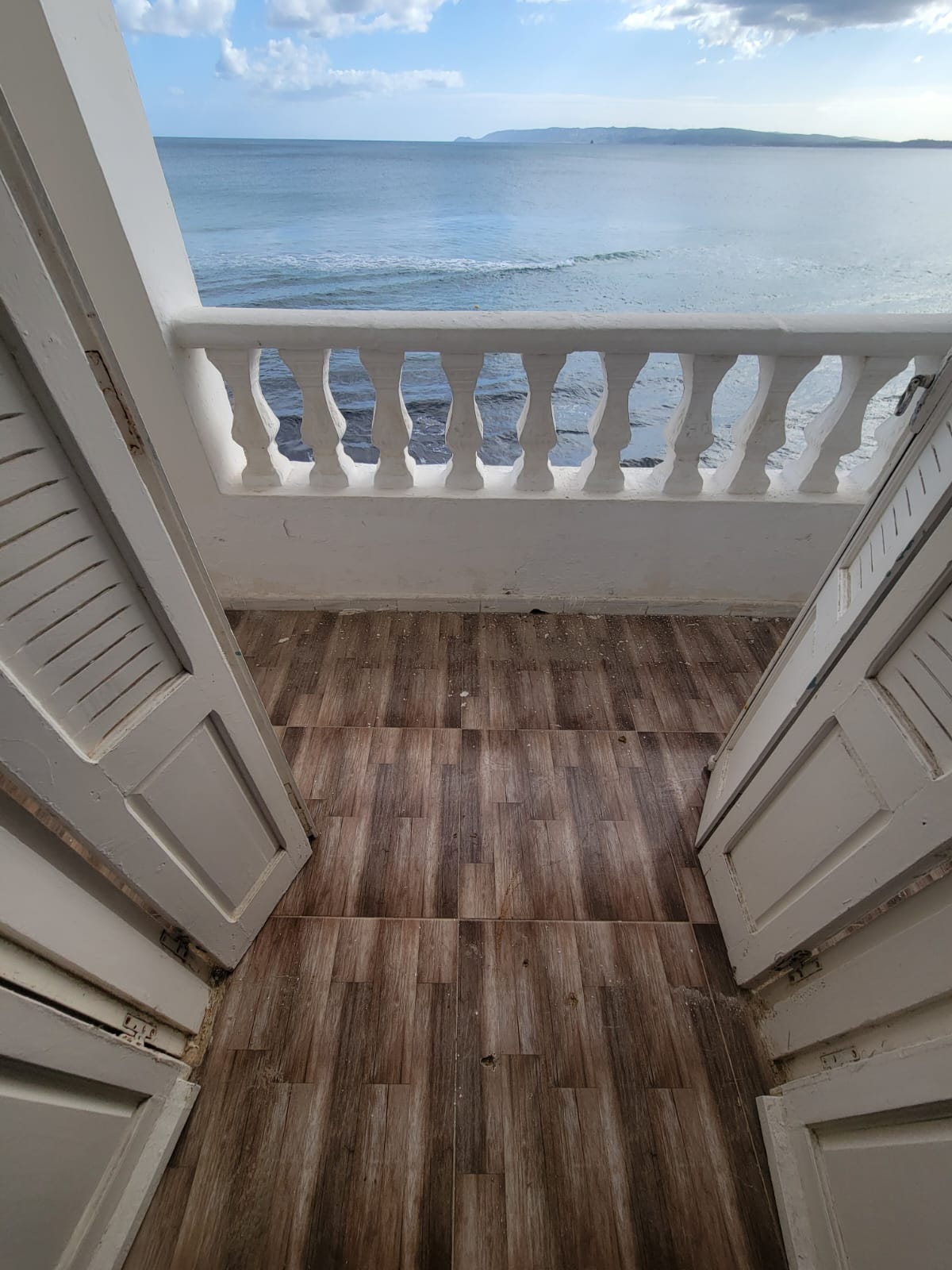 Bizerte Nord Cite El Korniche 2 Location Appart. 1 pice Superbe appartement pieds dans leau