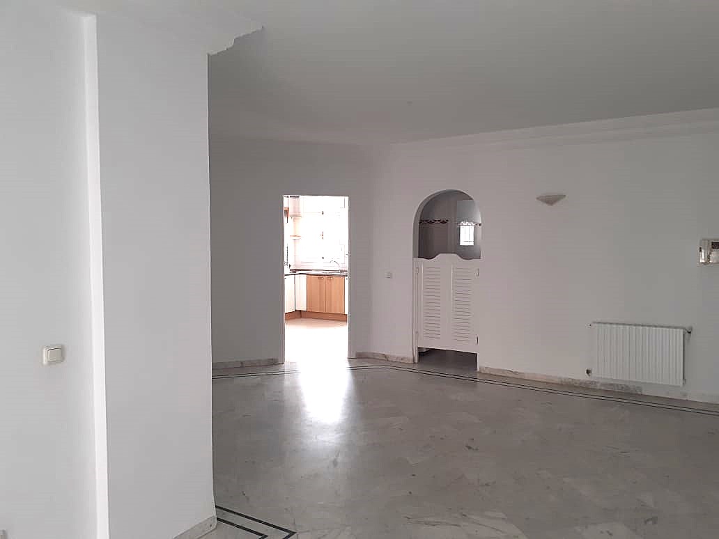 Ariana Ville&nbsp;Cite Ennasr 2&nbsp;Vente&nbsp;Appart. 4 pi�ces&nbsp;Appartement s3 ennasr 2 pres clinique amilcar