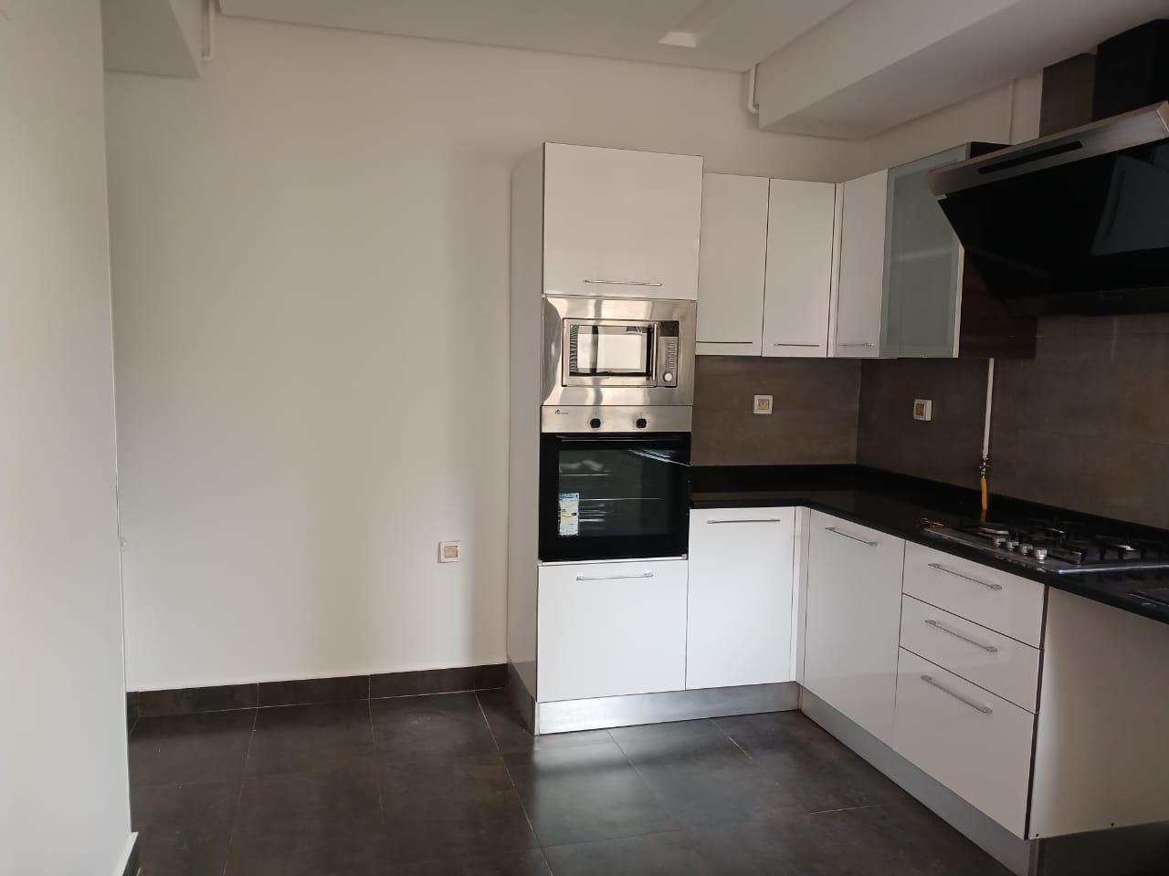 Ain Zaghouan Jardins de Carthage Location Appart. 2 pices Appartement s2 jardins de carthage