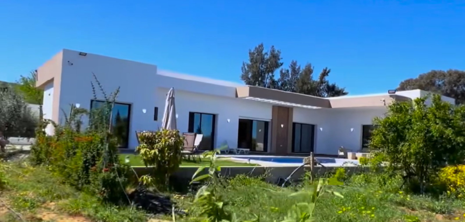 Grombalia Grombalia Terrain Terrain agricole Villa de charme 1 hectare grombalia  oliviers