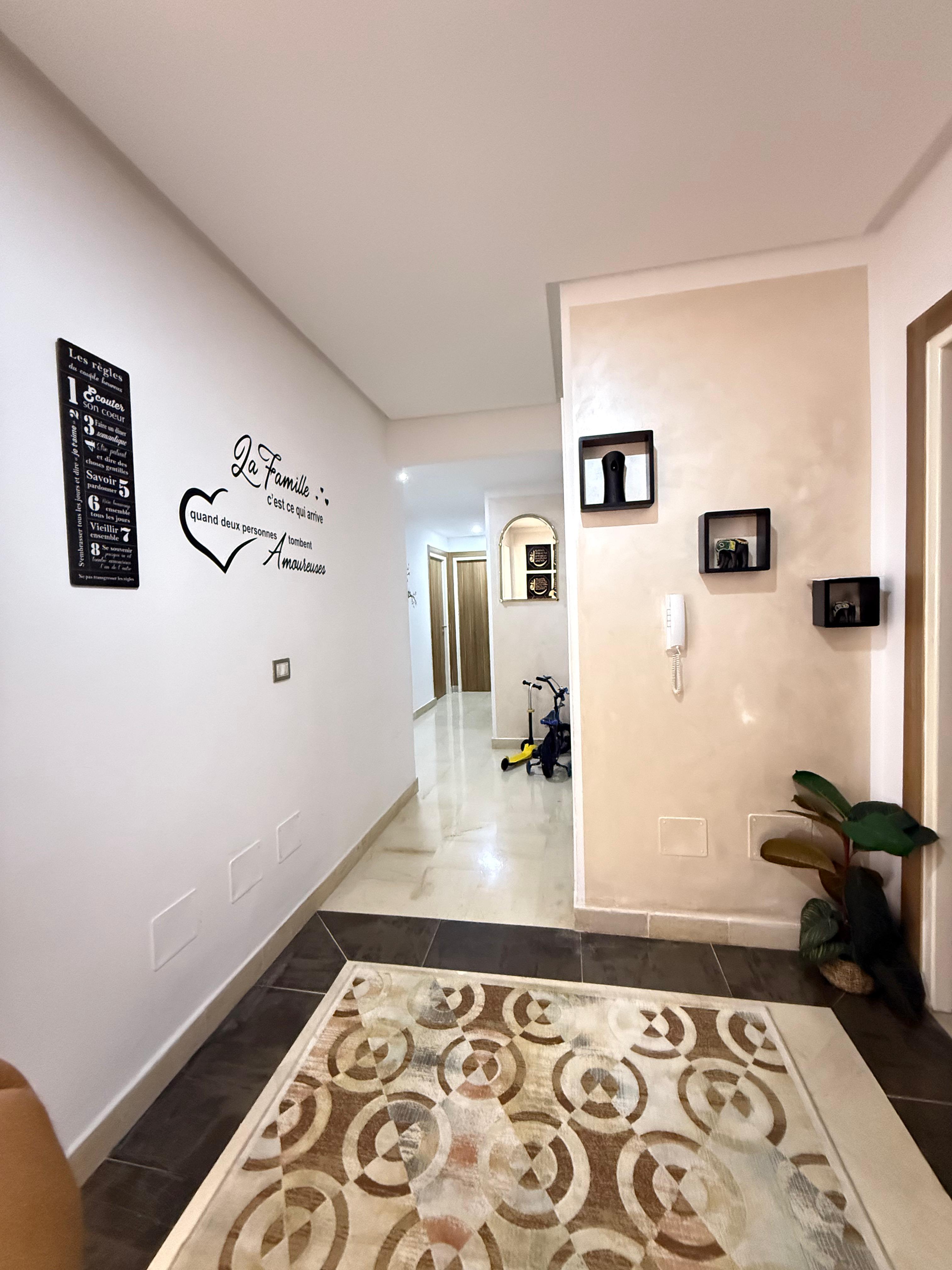 La Soukra Dar Fadhal Location Appart. 4 pices Apprt  s3 meubl  dar fadhale