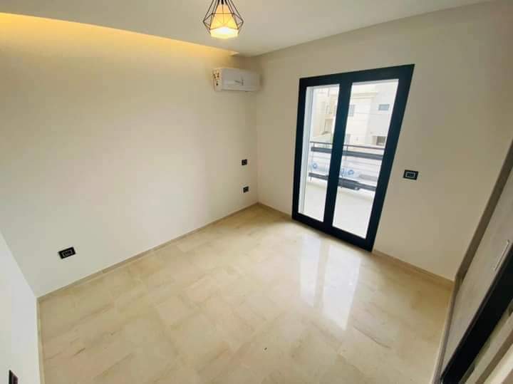 La Soukra La Soukra Vente Appart. 4 pices Apprt s2  soukra rue parc