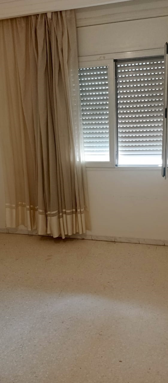 La Marsa El Aouina Location Appart. 2 pices Apprt splus 1  lwahat