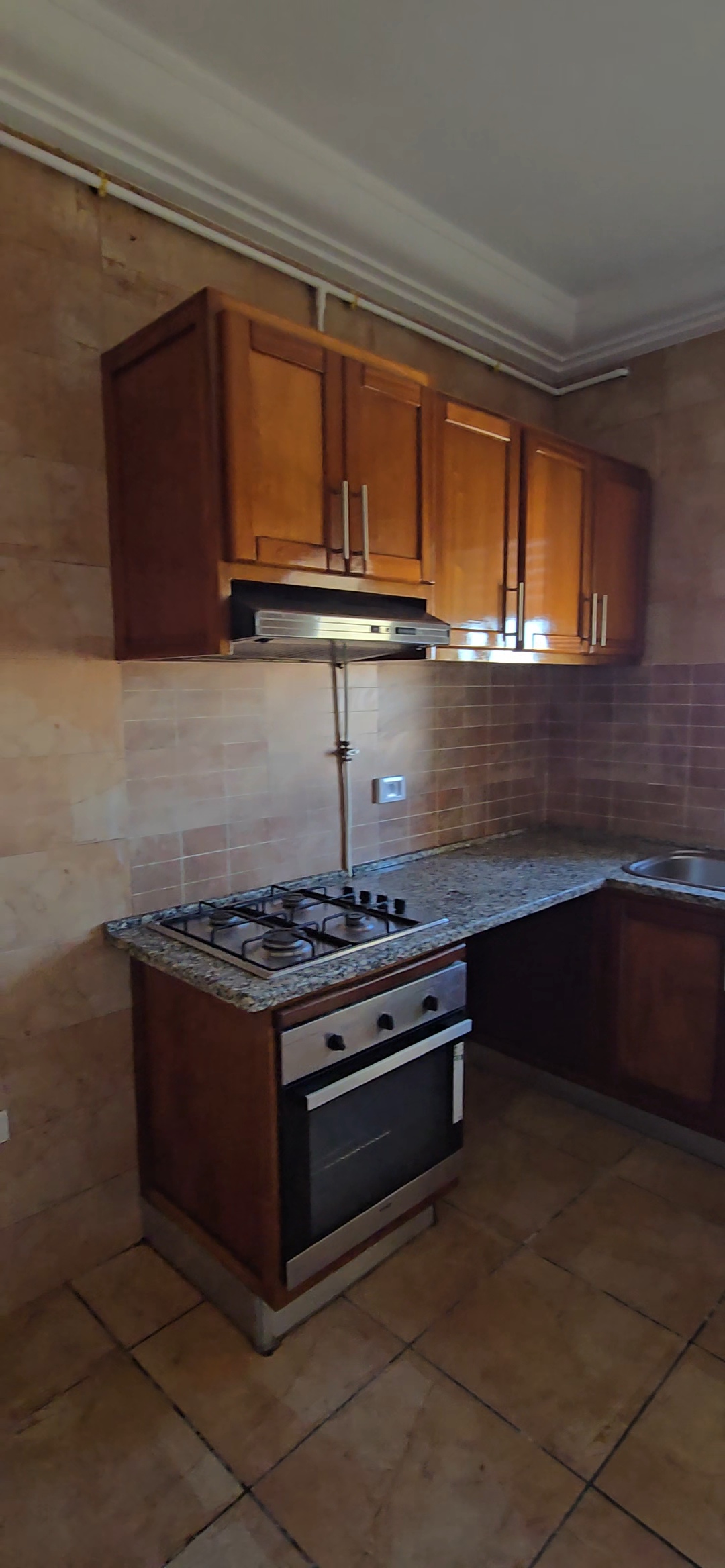 Mnihla Jardins d'el Menzah Location Appart. 4 pices S3  jardin manzah