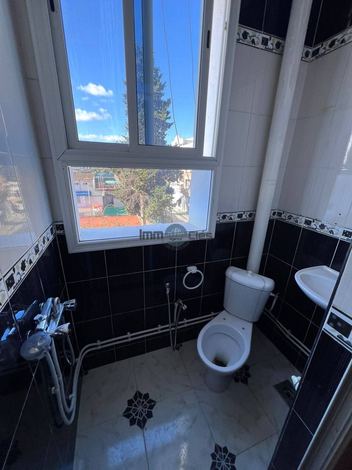 Bizerte Nord Bizerte Vente Appart. 4 pices Appartement centre ville bizerte