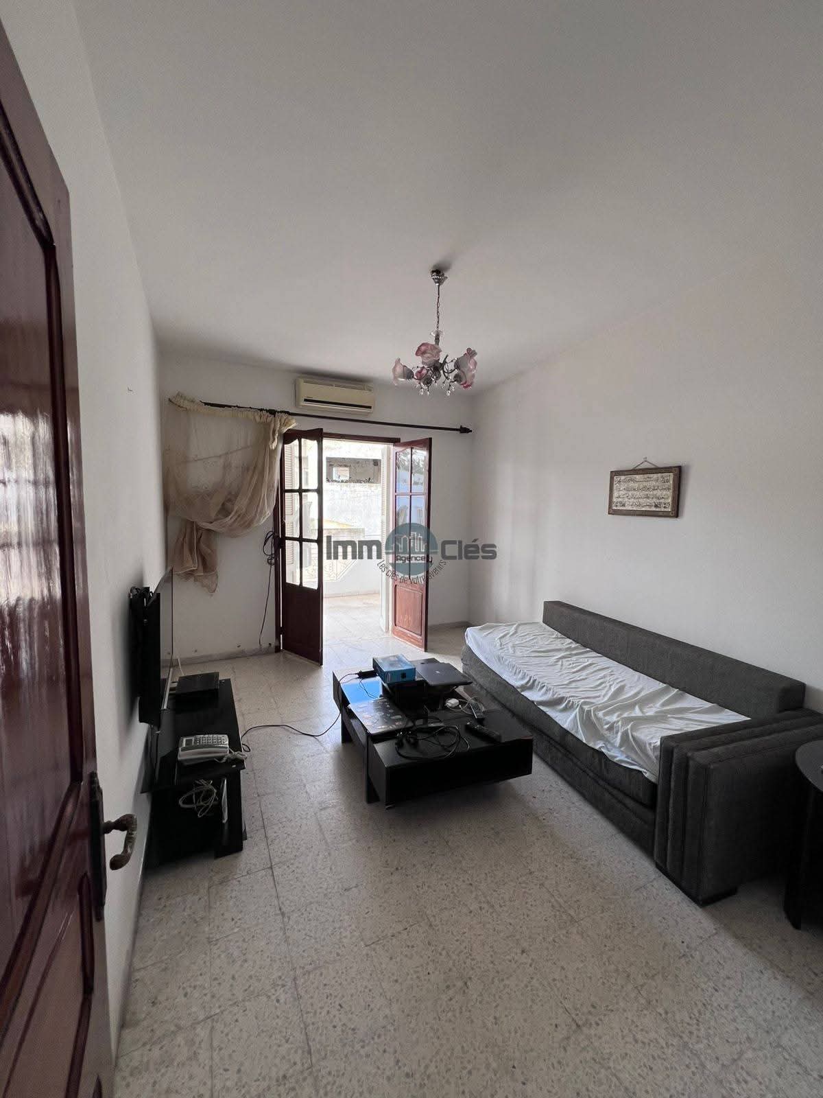 Bizerte Nord Bizerte Vente Appart. 4 pices Propre et vaste appartement