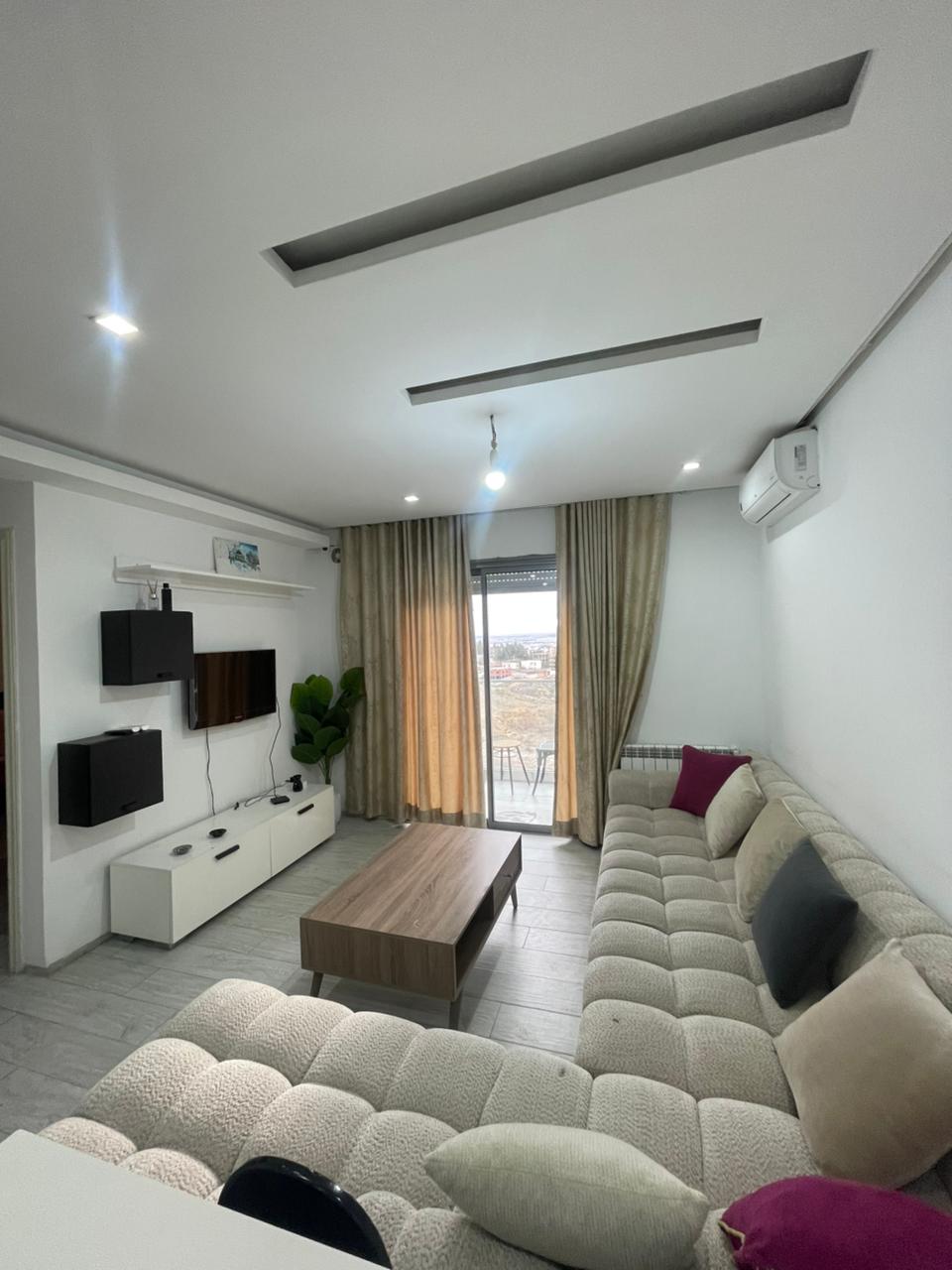 El Menzah El Menzah 9 Location Appart. 2 pices Appartement s plus 1 meubl  menzah 9c