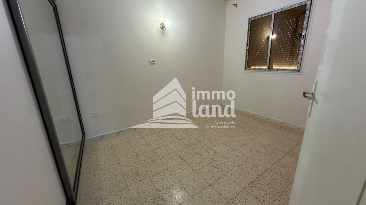 La Marsa Marsa Erriadh Location Appart. 3 pices Rdc s2 entre indpendante  la marsa