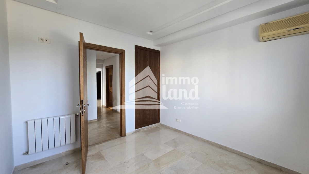 La Soukra Chotrana 1 Location Appart. 3 pices Appartement s2 avec terrasse  chotrana1