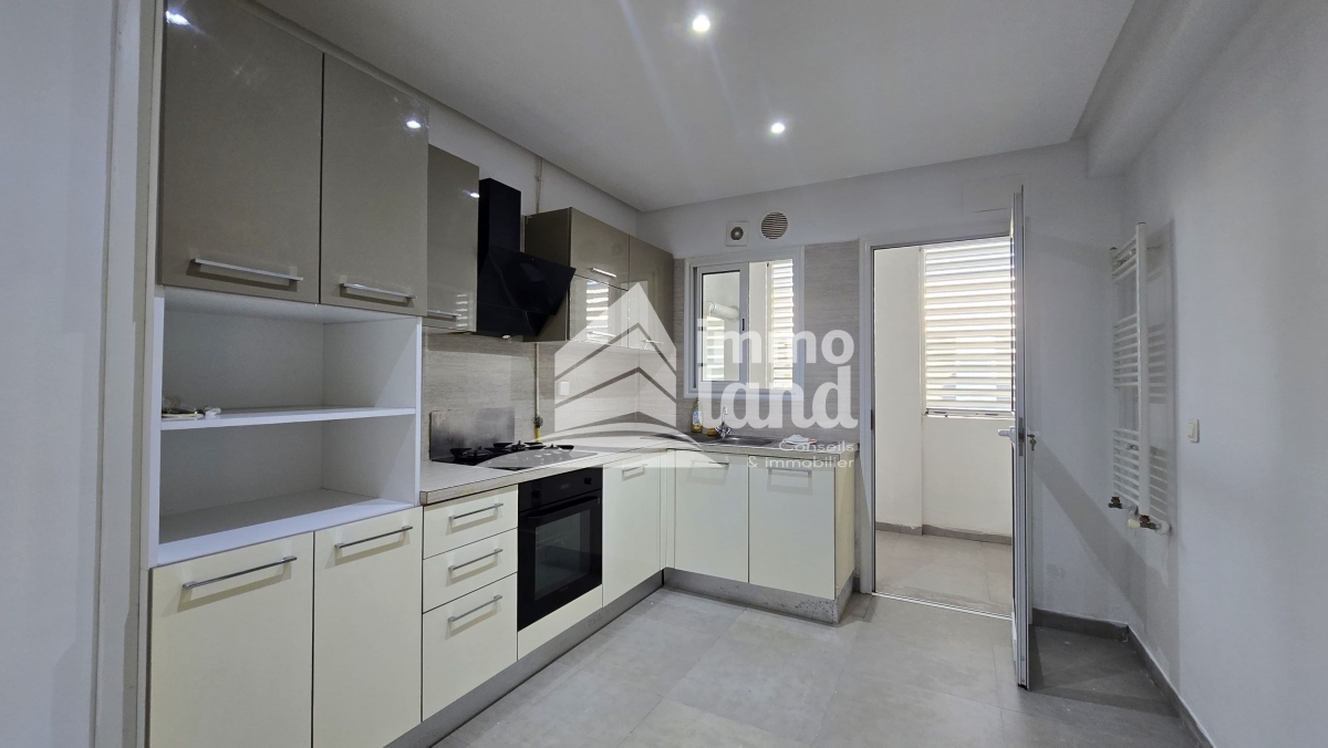 La Soukra Chotrana 1 Location Appart. 3 pices Appartement s2 avec terrasse  chotrana1