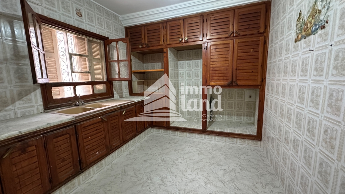 La Marsa Cite Bhar Lazreg Location Appart. 3 pices Rdc s2  bhar lazrek