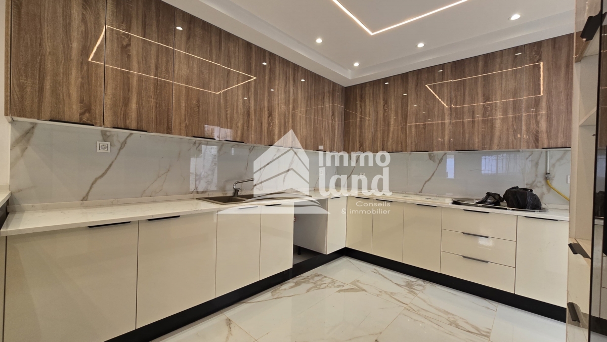 La Marsa Gammart Vente Appart. 3 pices Appartement s3 jamais habit  gammarth