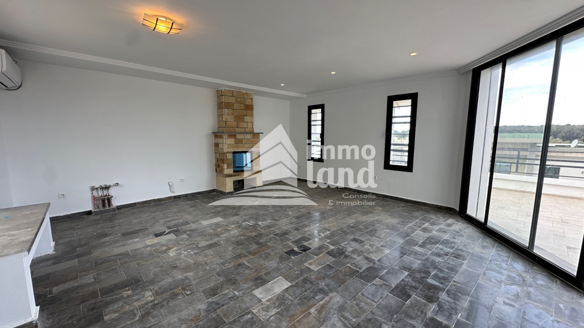 La Soukra Chotrana 3 Location Appart. 2 pices Appartement s2 au rdc avec jardin  la soukra