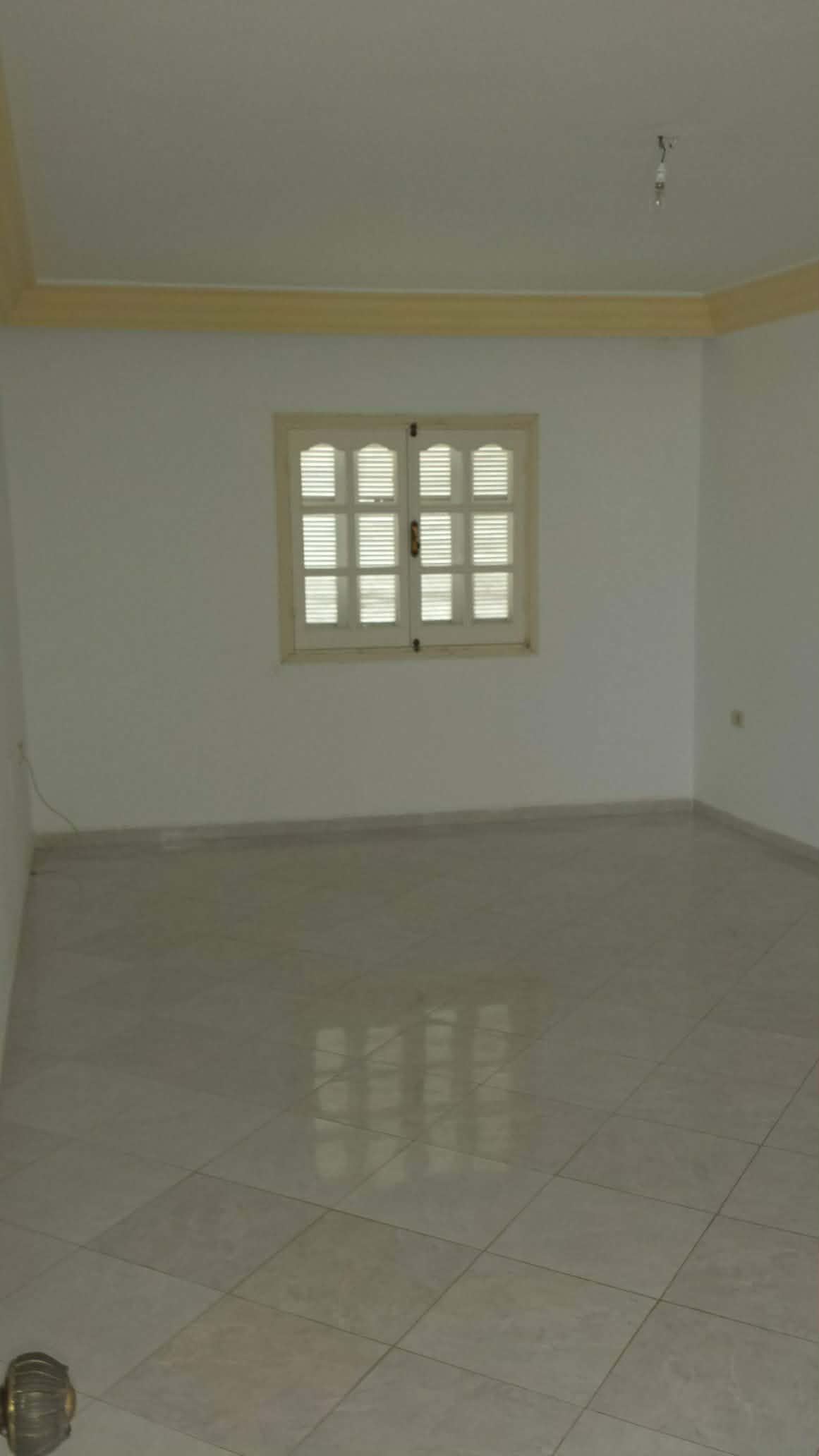 Raoued Cite Ennkhilet Location Appart. 3 pices Un tage de villa pour jeune couple 3 chambres
