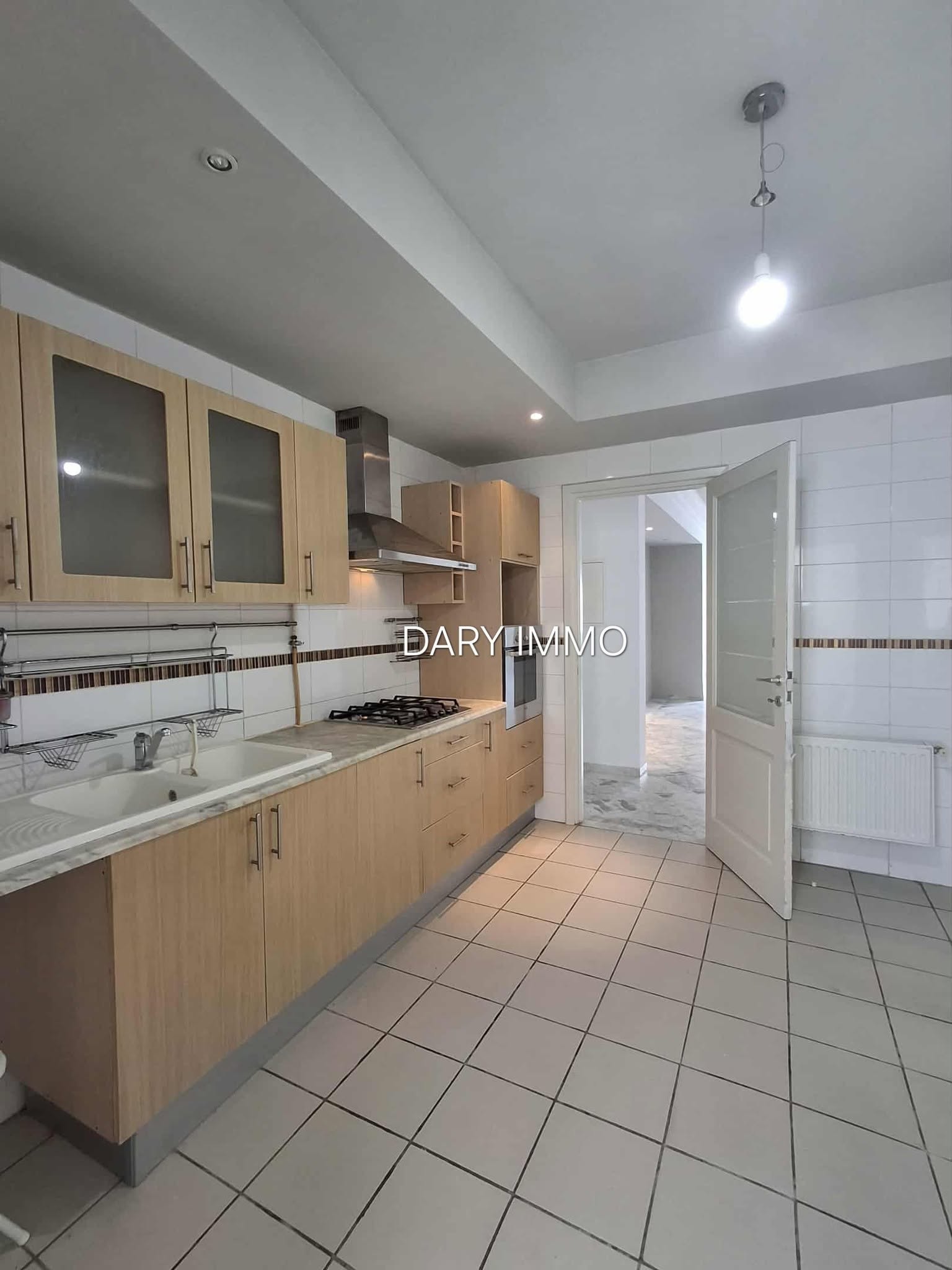 La Soukra La Soukra Location Appart. 4 pices Appartement s3  la soukra