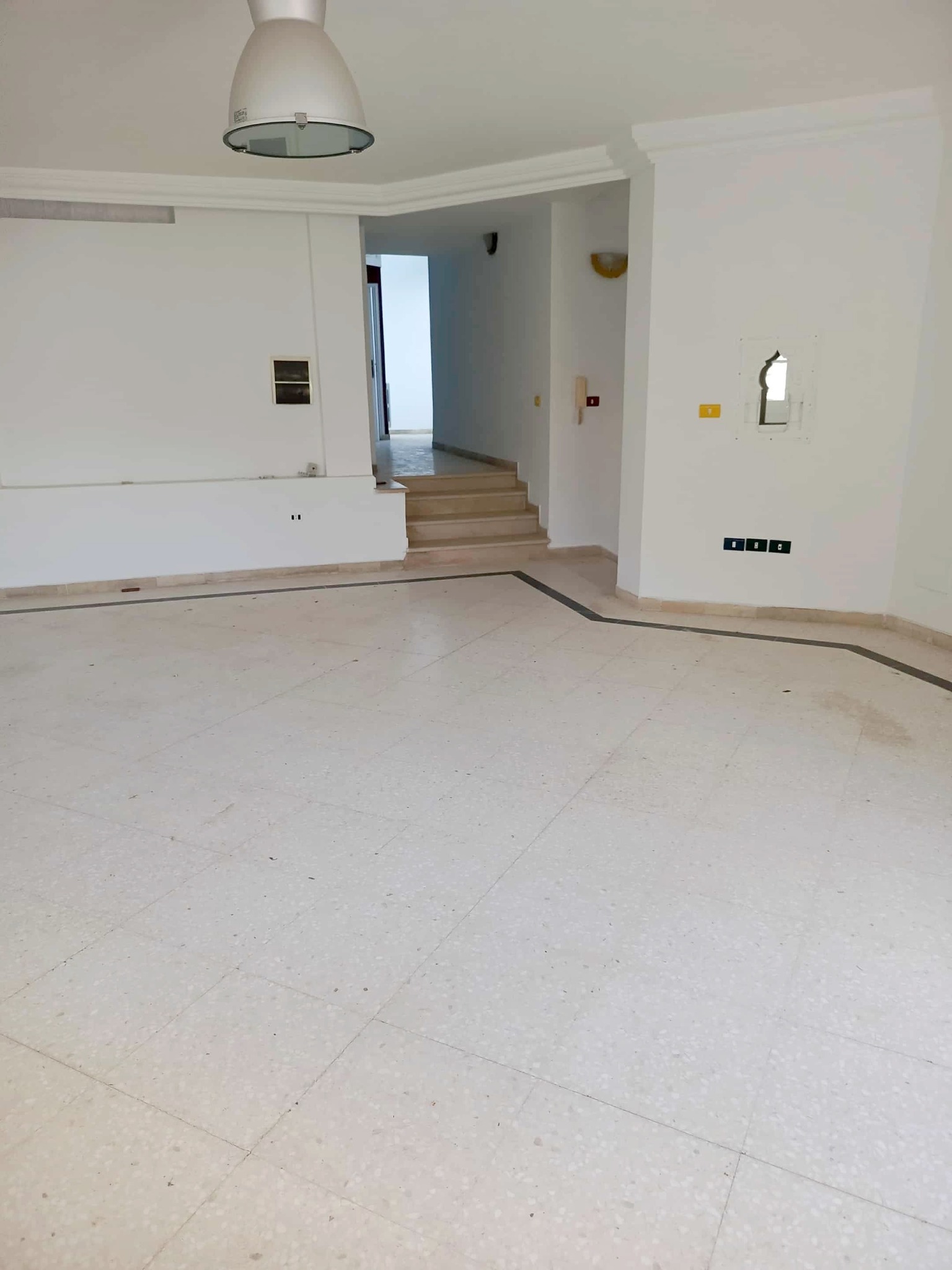 Ariana Ville Cite Ennasr 2 Location Maisons Ennasr 2 rdc villa s4 habitation ou bureau