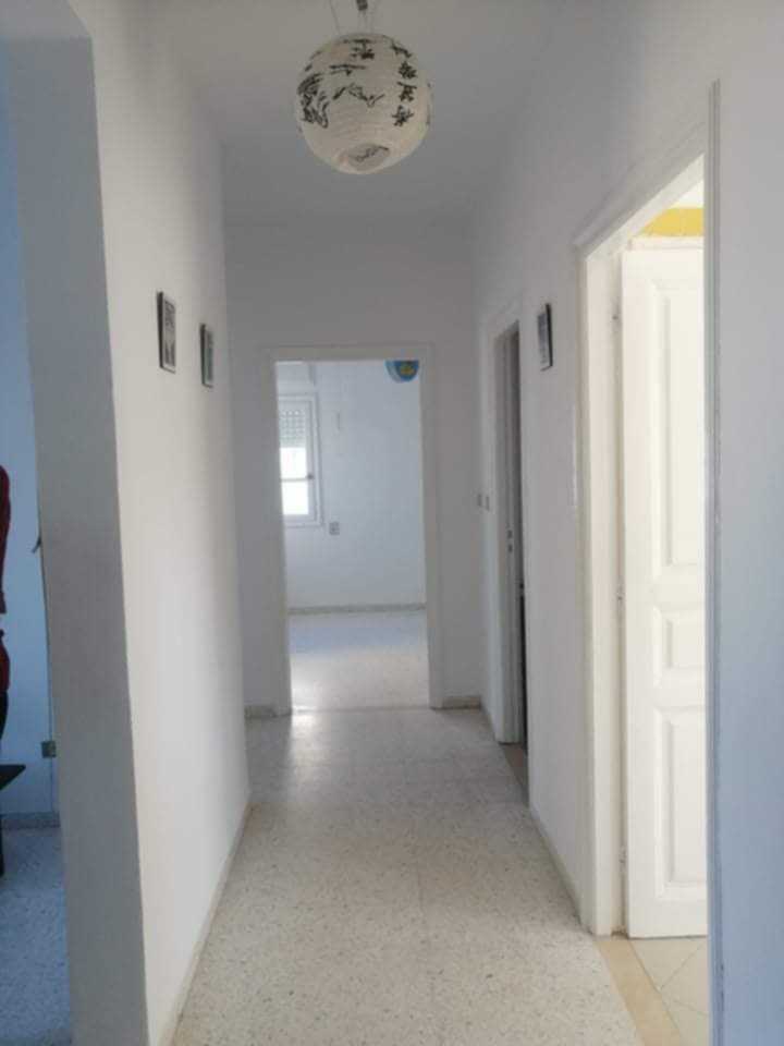 Ariana Ville&nbsp;Cite Ennasr 2&nbsp;Location&nbsp;Appart. 5 pi�ces+&nbsp;Appt s3 avec terrasse � ennasr 2