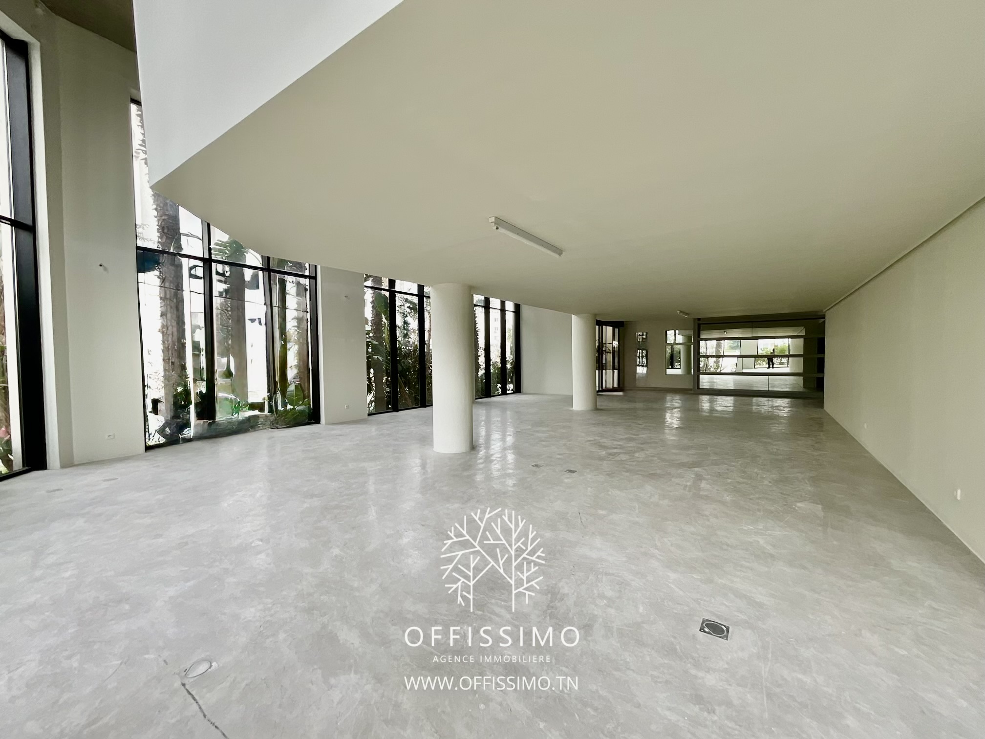 La Marsa Berge Du Lac Location Surfaces Local commercial ideal gallerie showroom ou bureau