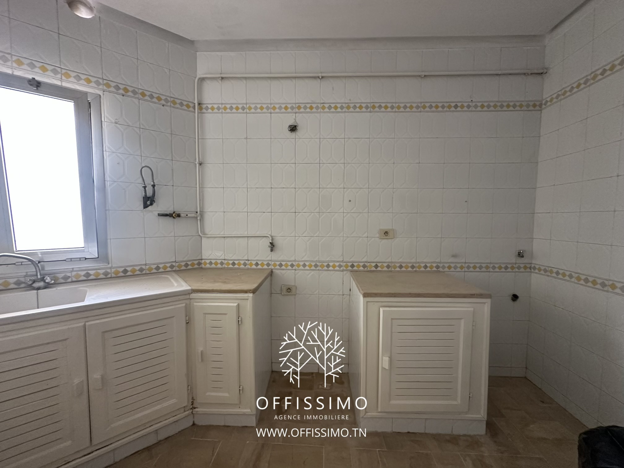 La Marsa Berge Du Lac Location Surfaces Bureau 1 pieces lac 1