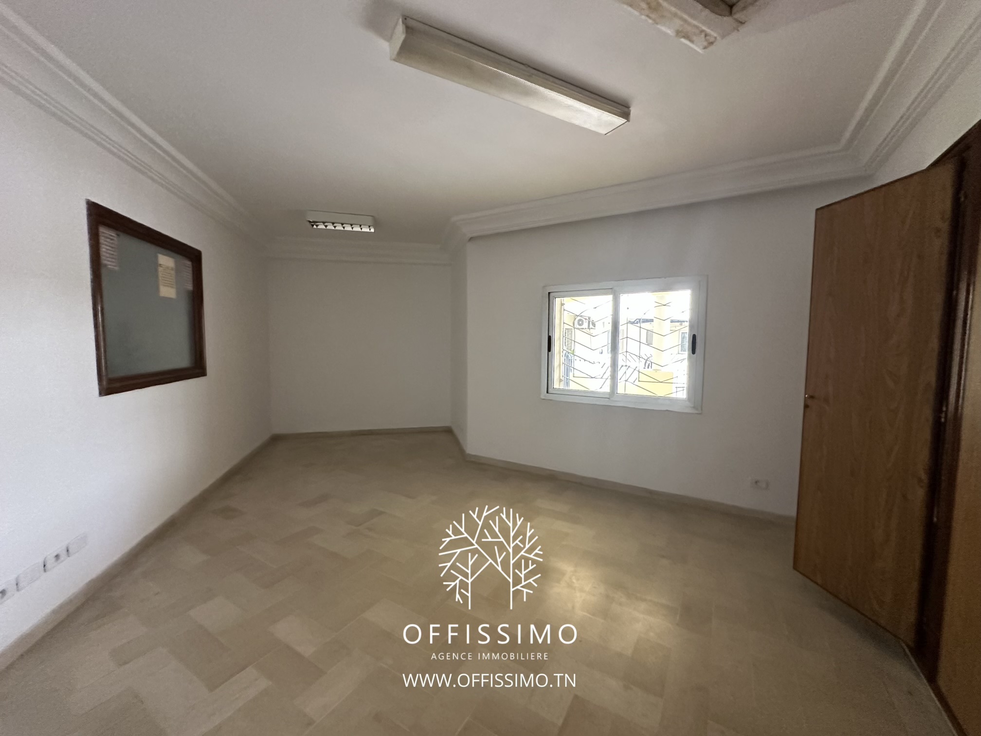 La Marsa Berge Du Lac Location Surfaces Bureau lac 1 5 pieces