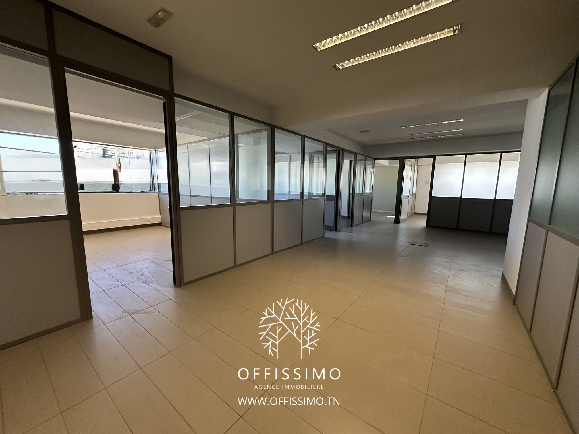 La Marsa&nbsp;Berge Du Lac&nbsp;Location&nbsp;Surfaces&nbsp;Bureau 500m haut standing