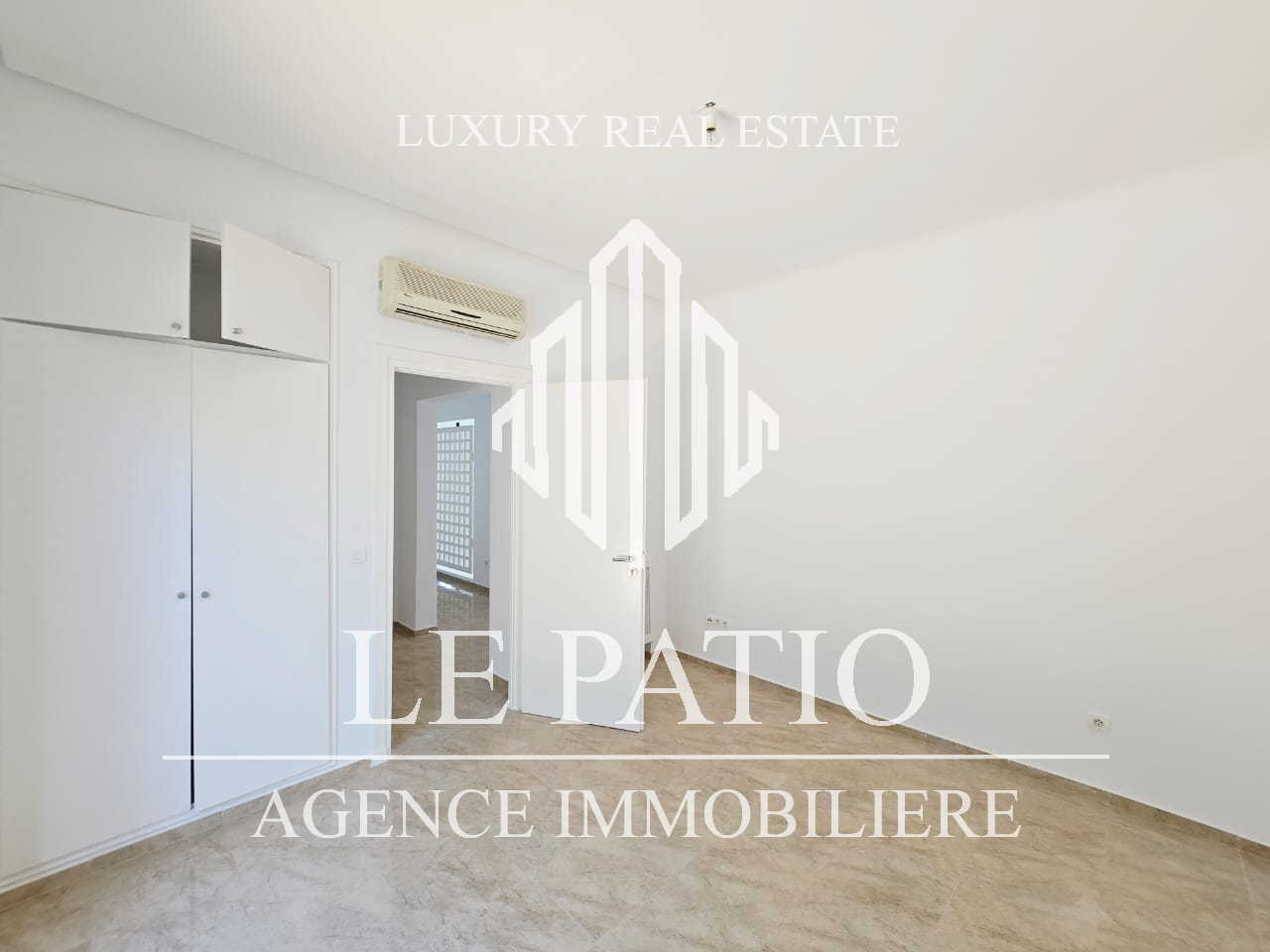 La Marsa Gammart Location Maisons Vvlla s3 avec jardin et piscine  gammarth