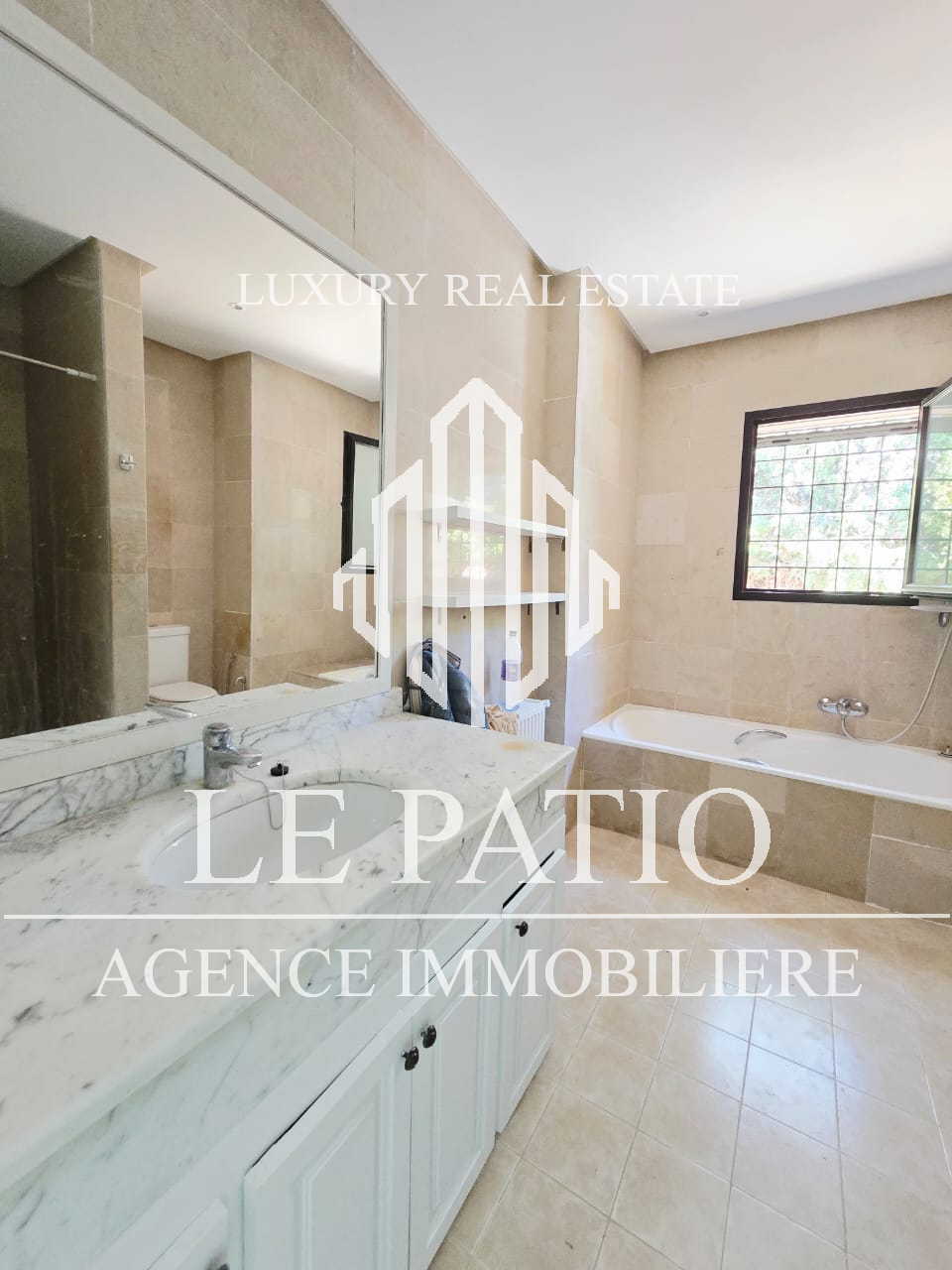 La Marsa Gammart Location Maisons Vvlla s3 avec jardin et piscine  gammarth