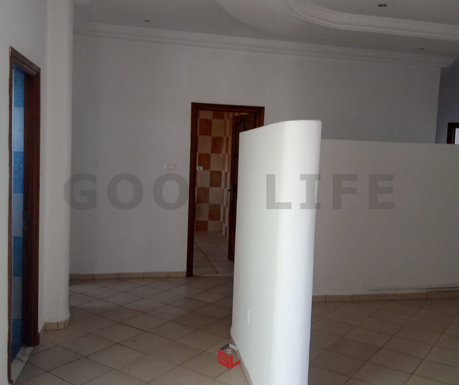 Ariana Ville Borj El Baccouche Location Appart. 4 pices S3  borj baccouche