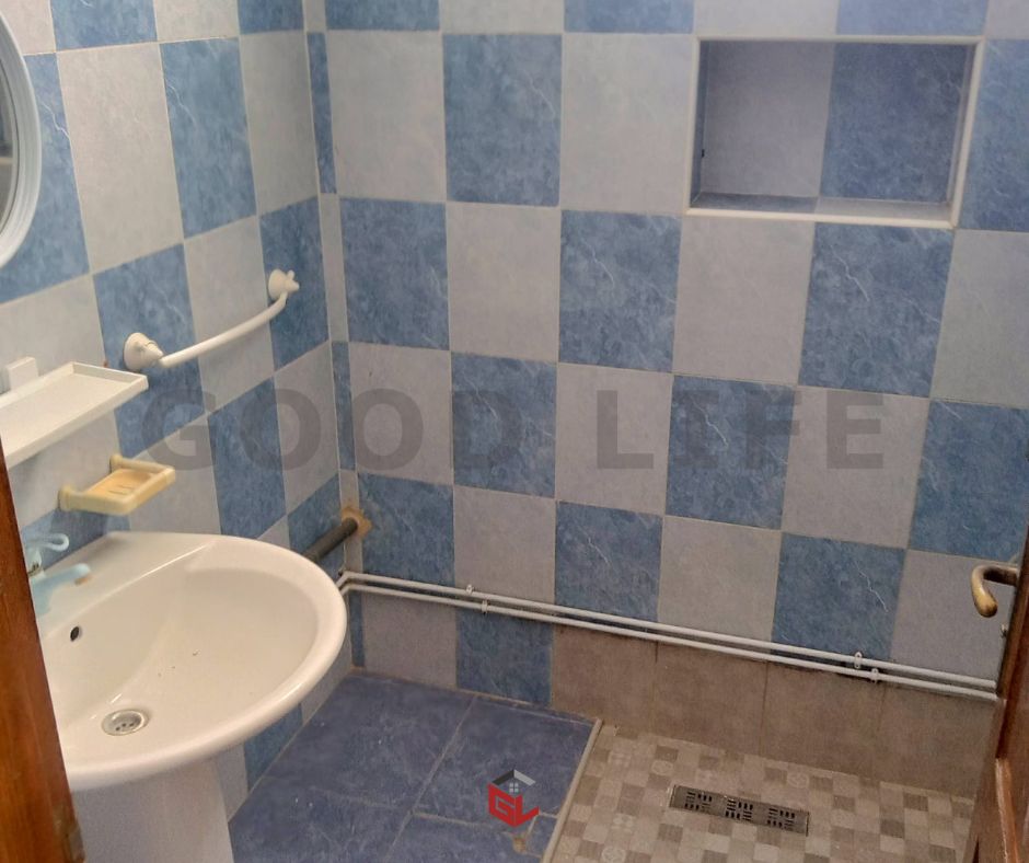 Ariana Ville Borj El Baccouche Location Appart. 4 pices S3  borj baccouche