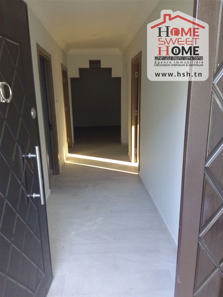 La Marsa Gammart Vente Appart. 5 pices+ Immeuble invest flavia  gammarth