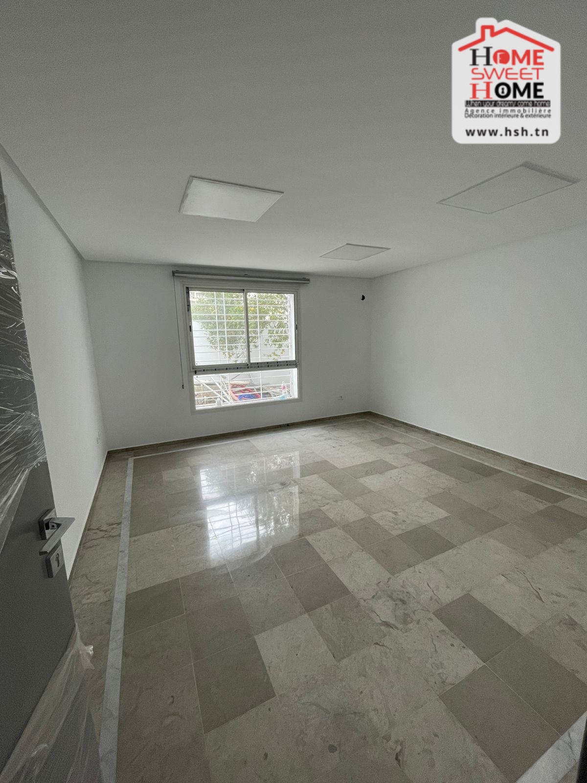 Bab Bhar Bab Bhar Location Appart. 3 pices Bureau h3 seldanim  el kasbah