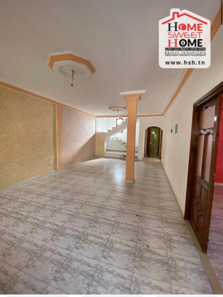 Ariana Ville Ariana Vente Appart. 5 pices+ Immeuble vinicius  borj louzir