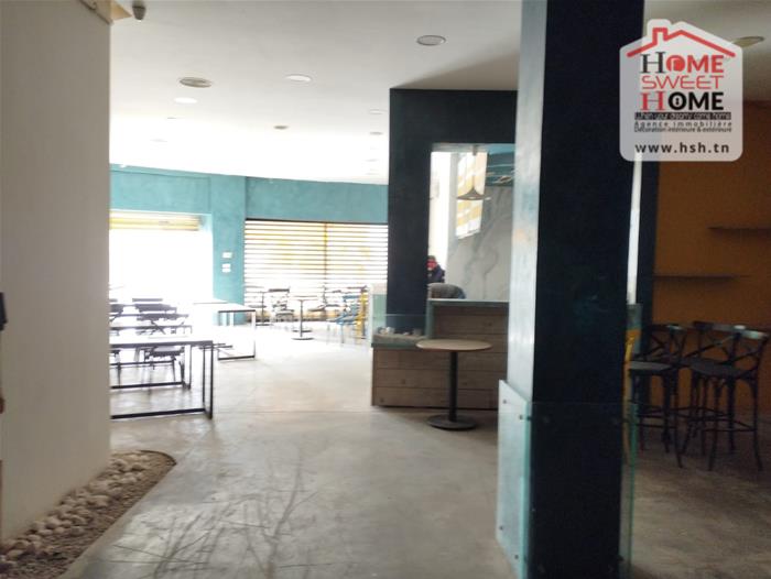 El Kram Le Kram Bureaux & Commerces Fond de Commerce Local commercial corner au kram