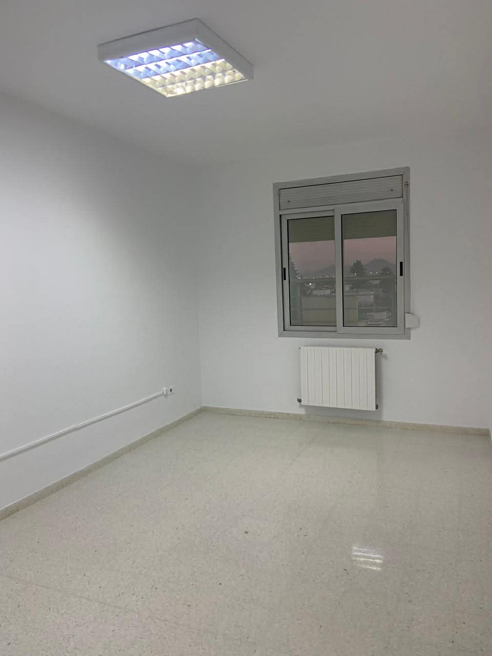 La Marsa Berge Du Lac Location Appart. 5 pices+ Un appart s4 usage bureautique